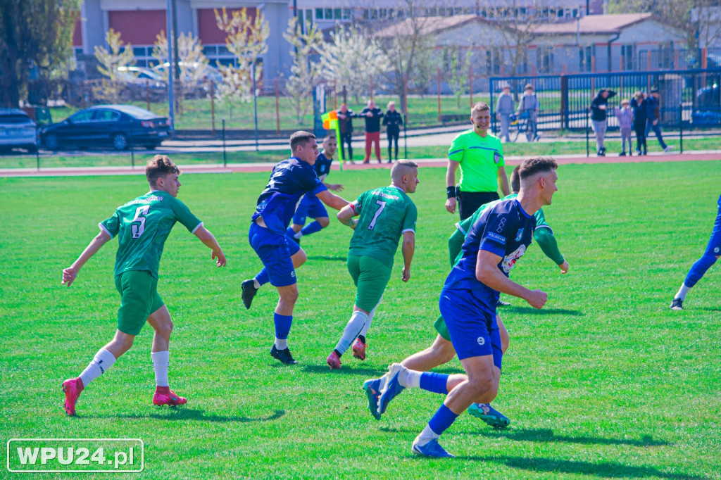 Pewna wygrana zawodników Nadnarwianki