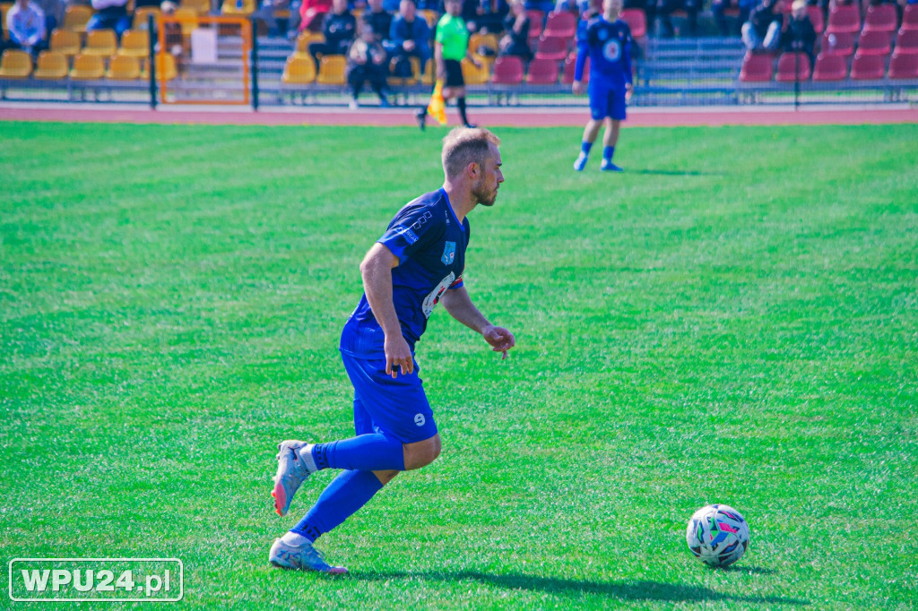 Pewna wygrana zawodników Nadnarwianki