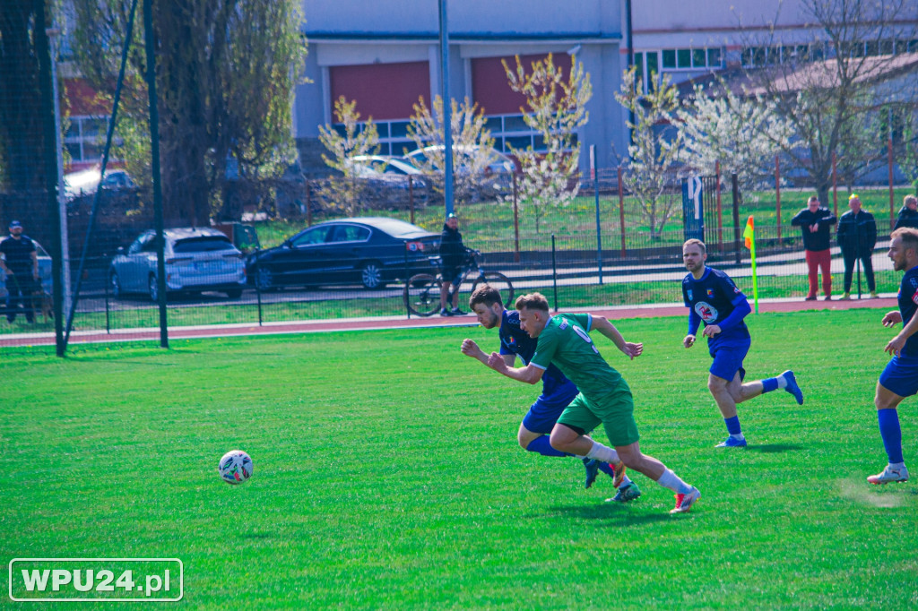 Pewna wygrana zawodników Nadnarwianki