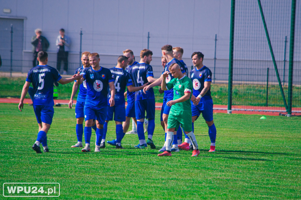 Pewna wygrana zawodników Nadnarwianki