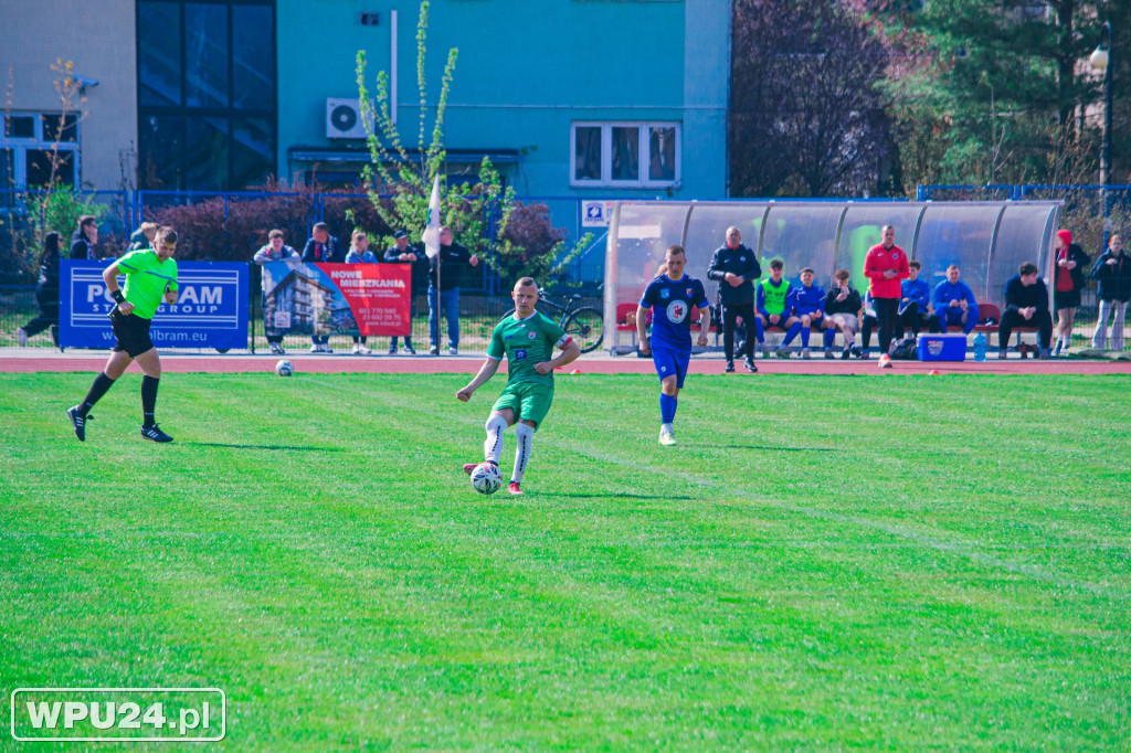 Pewna wygrana zawodników Nadnarwianki