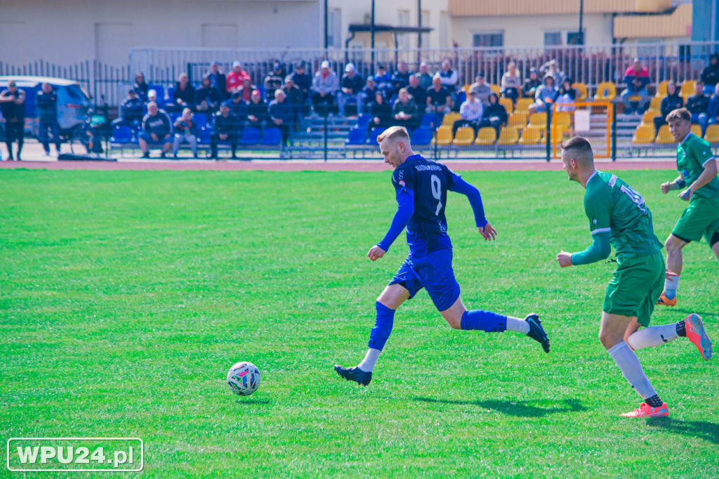 Pewna wygrana zawodników Nadnarwianki