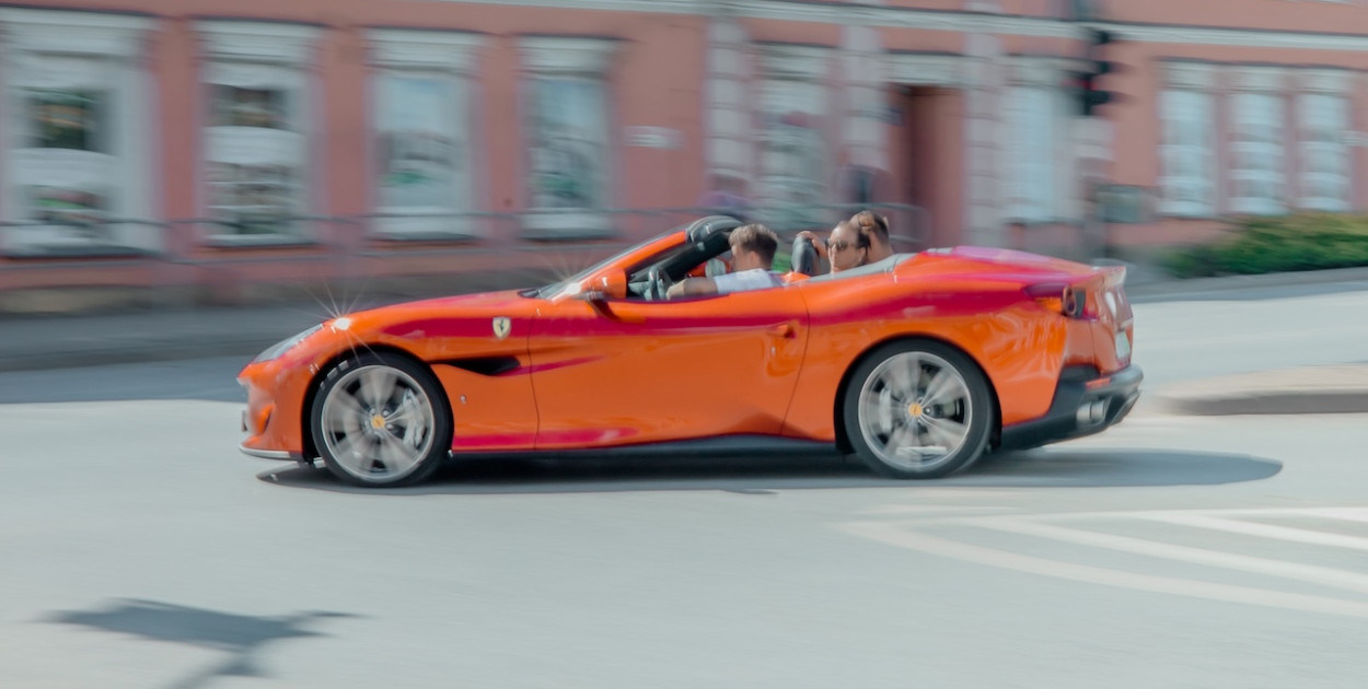 Lamborghini na pułtuskim Rynku