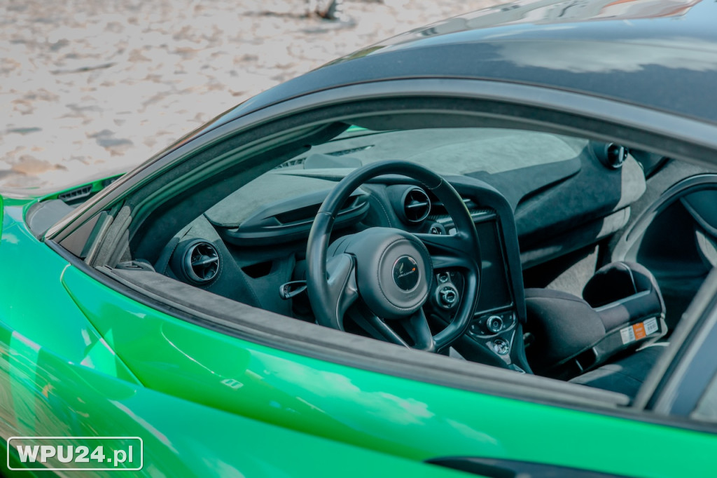 Lamborghini na pułtuskim Rynku