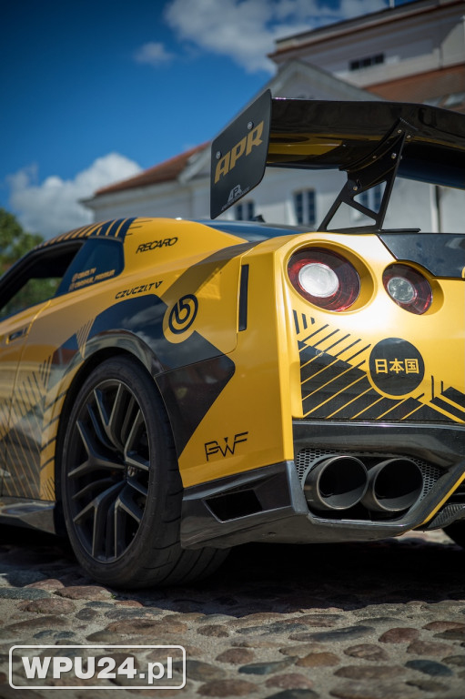 Lamborghini na pułtuskim Rynku
