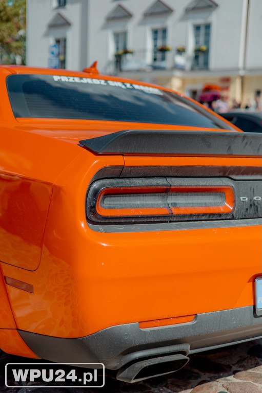 Lamborghini na pułtuskim Rynku