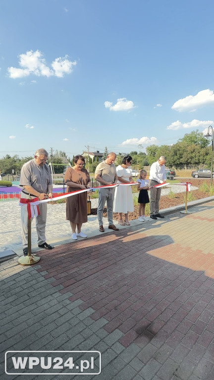 Nowy plac zabaw przy Urzędzie Gminy Obryte