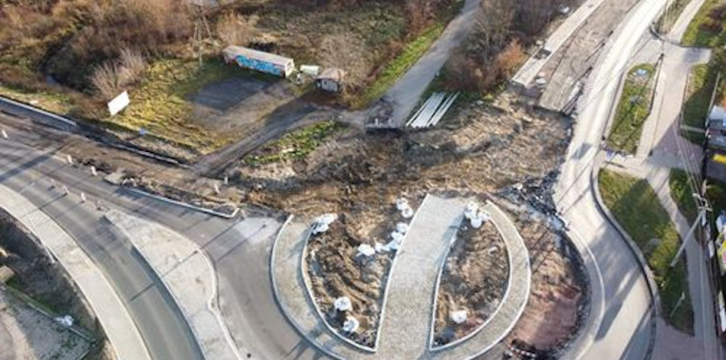 Widok z góry na przebudowę rodna w Pułtusku
