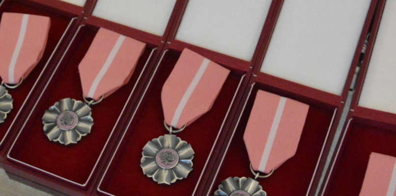W Urzędzie Miejskim w Pułtusku sześć złotych par świętowało 50. rocznicę ślubu