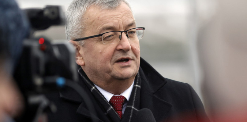 Brakuje rąk do pracy w budownictwie i transporcie