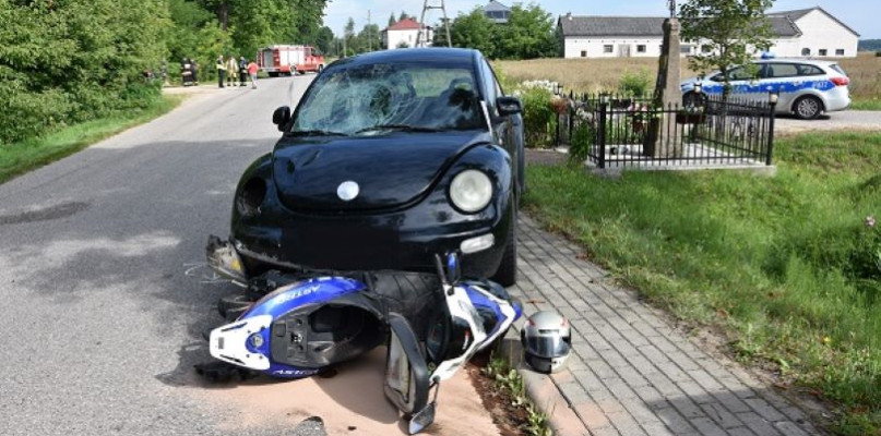 Pułtuscy policjanci prowadzą postępowanie w sprawie wypadku drogowego, do jakiego doszło w miejscowości Łachoń, gm. Winnica.