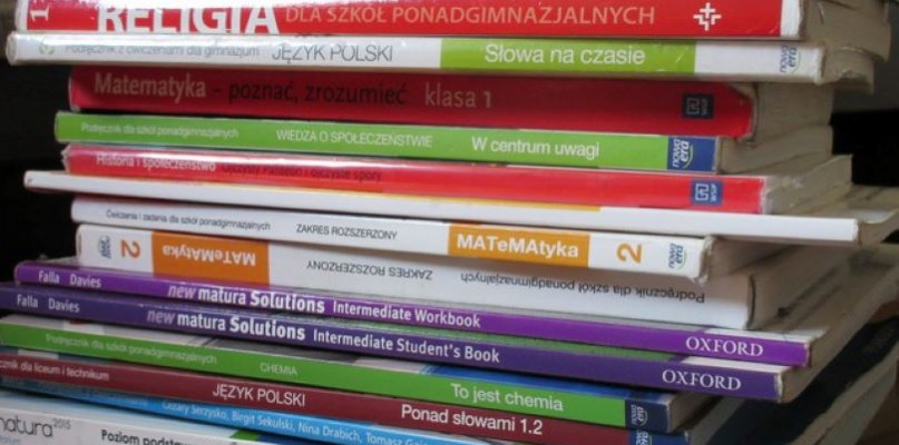 http://zdzieckiemdo.pl/wp-content/uploads/2015/07/ksi%C4%85%C5%BCki.jpg