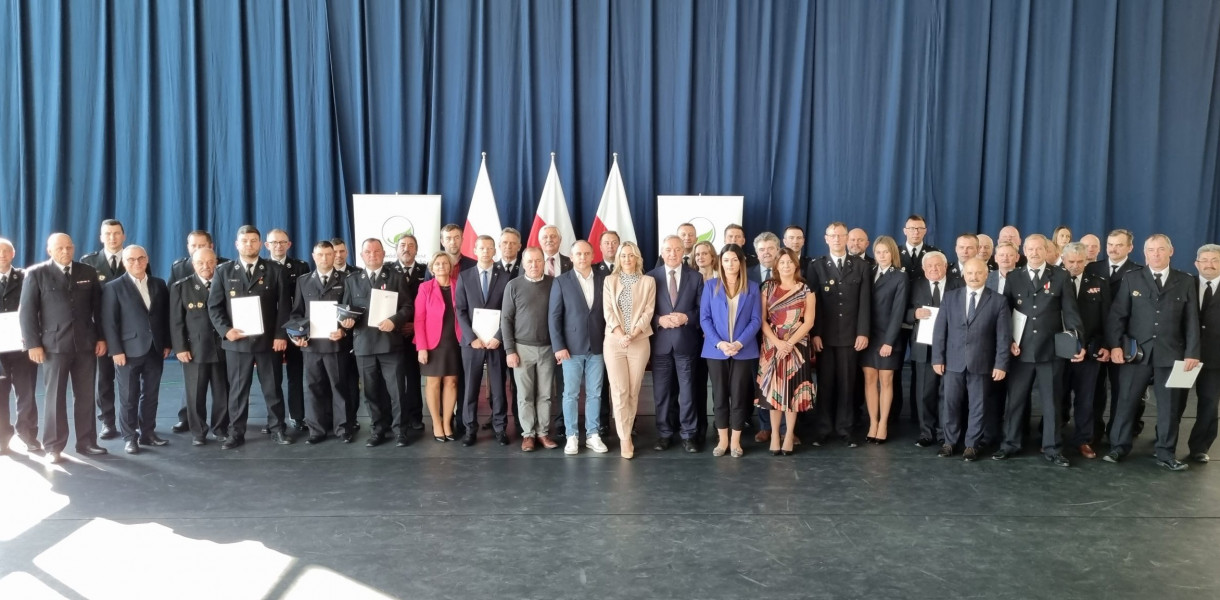 Darczyńcy i obdarowani z powiatu pułtuskiego i makowskiego