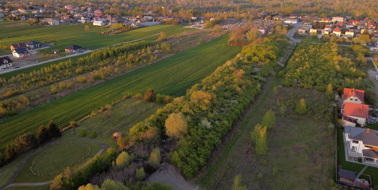 Pod Pułtuskiem można kupić działkę rekreacyjną