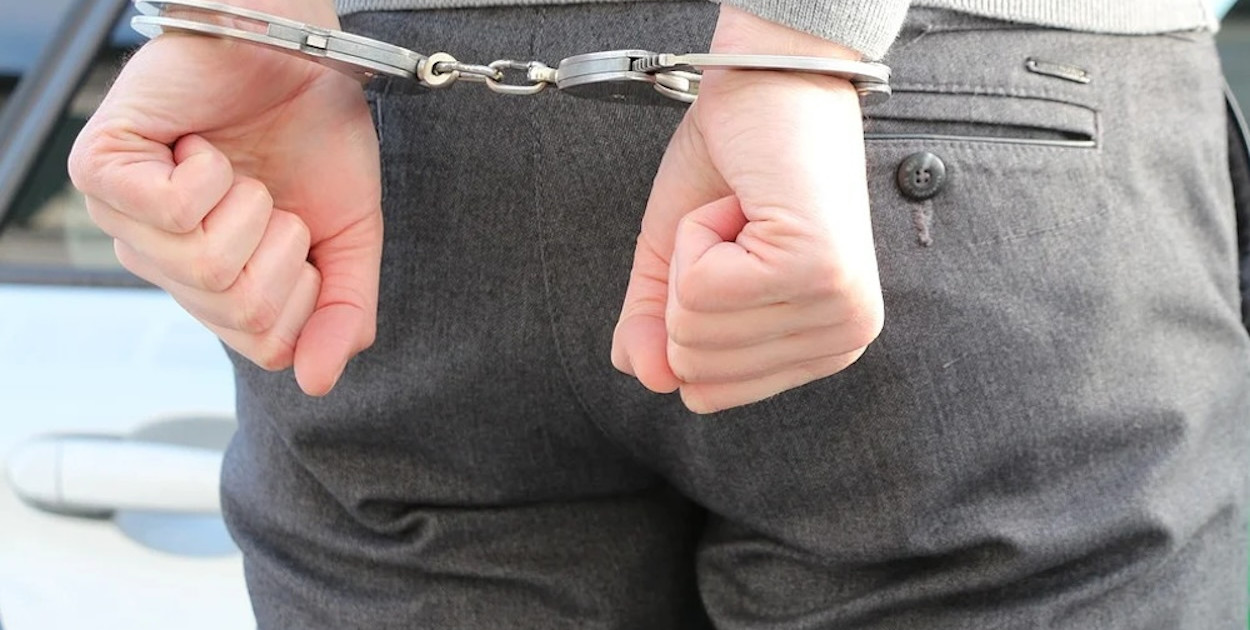 Był poszukiwany za rozbój. Zatrzymali go kryminalni z Pułtuska