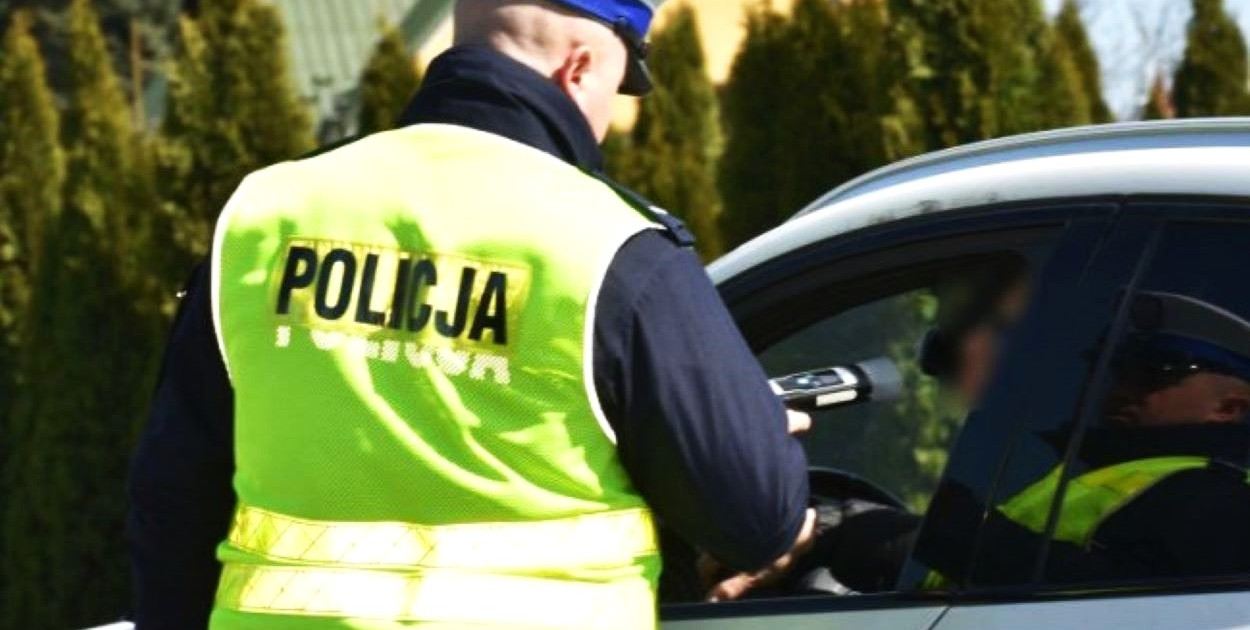 Policjant na służbie – teraz ich wizerunek pod ścisłą ochroną prawną.