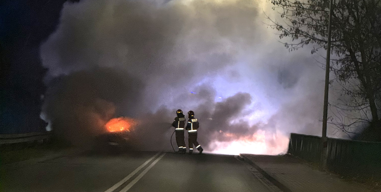 Zdjęcia Natalii: pożar na moście w Pułtusku