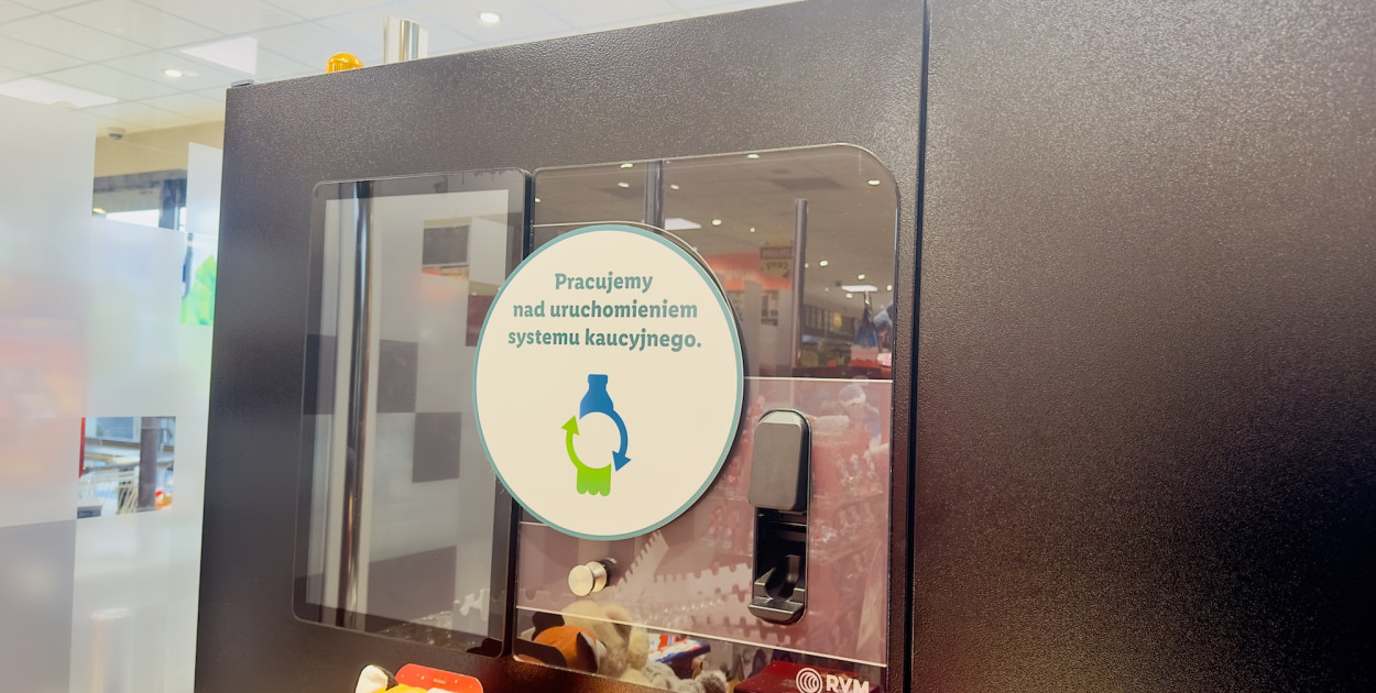 utelkomat w Lidlu Pułtusk – nowa era recyklingu i zwrotu opakowań już wkrótce!