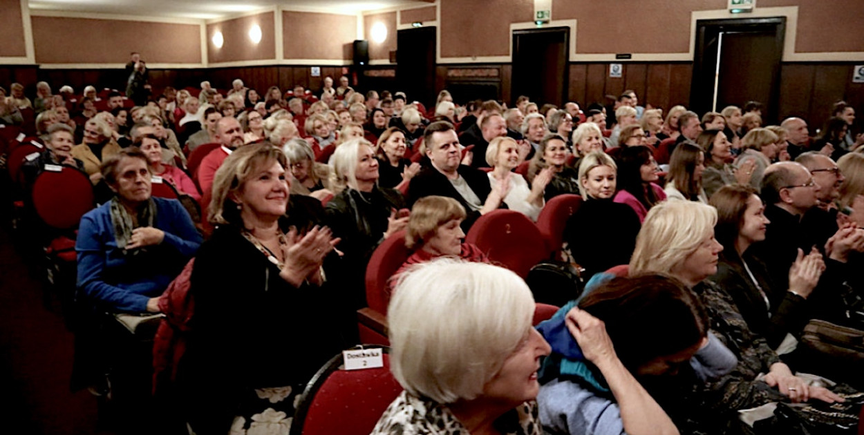 Scena, światła i teatr – Pułtusk szykuje się na kolejną edycję kulturalnego święta