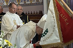 Publiczna szkoła w Skaszewie z wyjątkowym patronem-1781