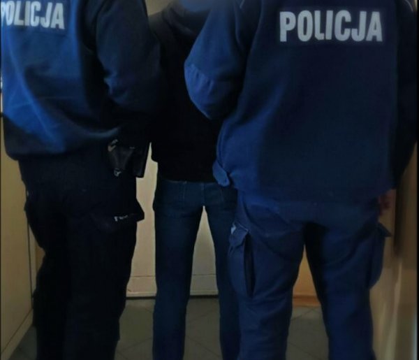 Areszt za próbę podpalenia bloku mieszkalnego w Pułtusku-12854