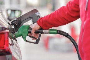 Ceny paliw. Kierowcy nie odczują zmian, eksperci mówią o "napiętej sytuacji"-20558
