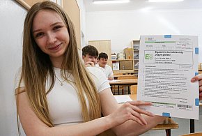 Egzaminem z języka polskiego rozpoczął się trzydniowy egzamin ósmoklasisty-21042