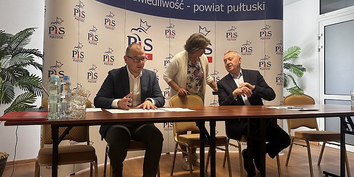 Radni PiS zaniepokojeni losami kolei przez Pułtusk