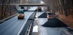 Popiół z Bełchatowa trafia na budowę obwodnicy