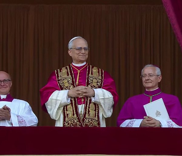 Nowy papież ukazał się światu. Takie przyjął imię!-29255