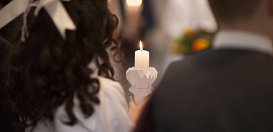 Czy prezenty komunijne mogą wpędzić cię w długi? Sprawdź!-29373
