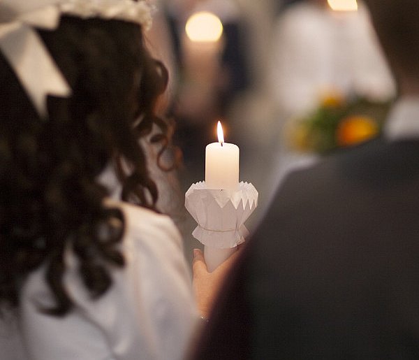 Czy prezenty komunijne mogą wpędzić cię w długi? Sprawdź!-29373