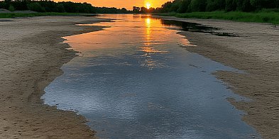Narew zablokowana! Żegluga wstrzymana -29389