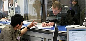 Największym szacunkiem cieszą się strażacy