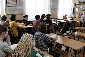 Kolejny spór MEN z Episkopatem. Tematem edukacja zdrowotna -29646