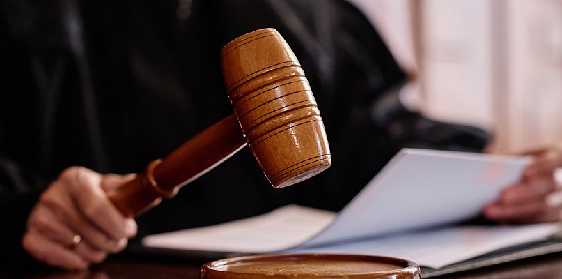 Zaskakująca decyzja! Pułtuska sędzia znika na rok - 29661