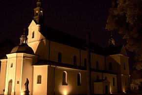 Zwiedź pułtuską bazylikę nocą! Co odkryjesz w jej wnętrzu?-29740