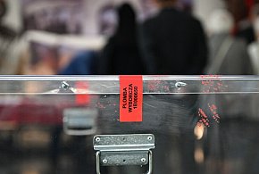 Do godz.14 odnotowano 10 przestępstw i ponad 200 wykroczeń-29831