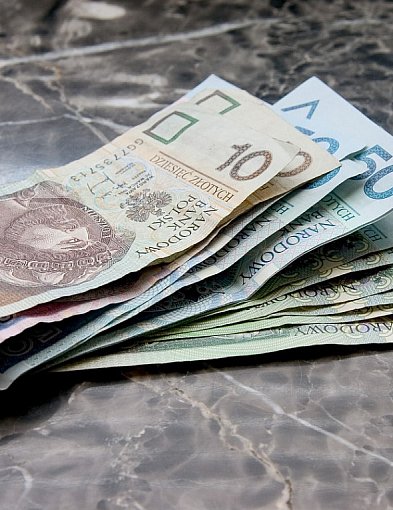 Tyle wyniosła mediana wynagrodzeń w gospodarce narodowej w grudniu 2024 -29896