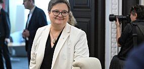 MEN: uczeń pełnoletni może sam usprawiedliwiać