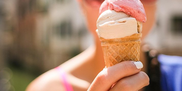 Lodowa bitwa na rynku w Pułtusku – kto zwycięży?