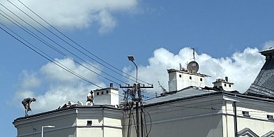Na dachu prokuratury pojawili się ludzie! -30389