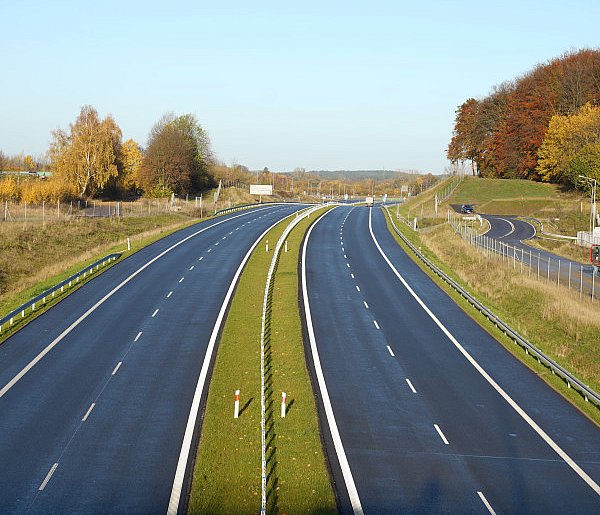 To może uderzyć w portfele urlopowiczów. Ważna decyzja rządu-30418