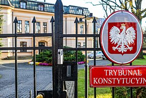 Decyzja MEN o jednej godzinie religii tygodniowo niezgodna z konstytucją-30555