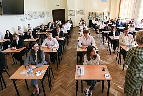 Maturę zdało 80 proc. wszystkich tegorocznych absolwentów-30677