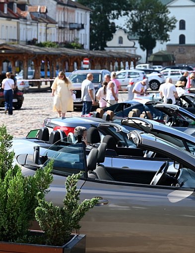  Kabriolety ponownie na pułtuskim Rynku -31324