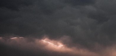Ostrzeżenia przed burzami dla sześciu województw. Możliwy silny wiatr i grad-31435