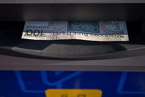 Nowy cennik usług bankowych. Klienci zapłacą więcej już od listopada-31500