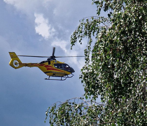 W gminie Winnica lądował śmigłowiec Lotniczego Pogotowia Ratowniczego -31578