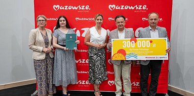 Podpisanie umowy na dofinansowanie zadania „Budowa boiska wielofunkcyjnego"-31620